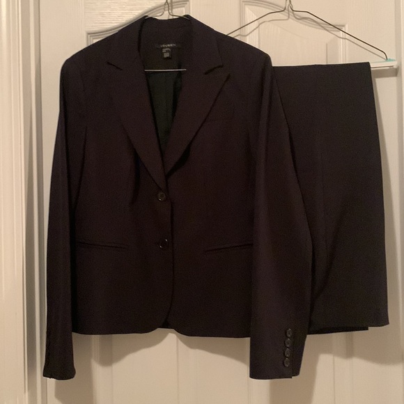 Louben brand Black Blazer and Pants - Picture 15 of 15